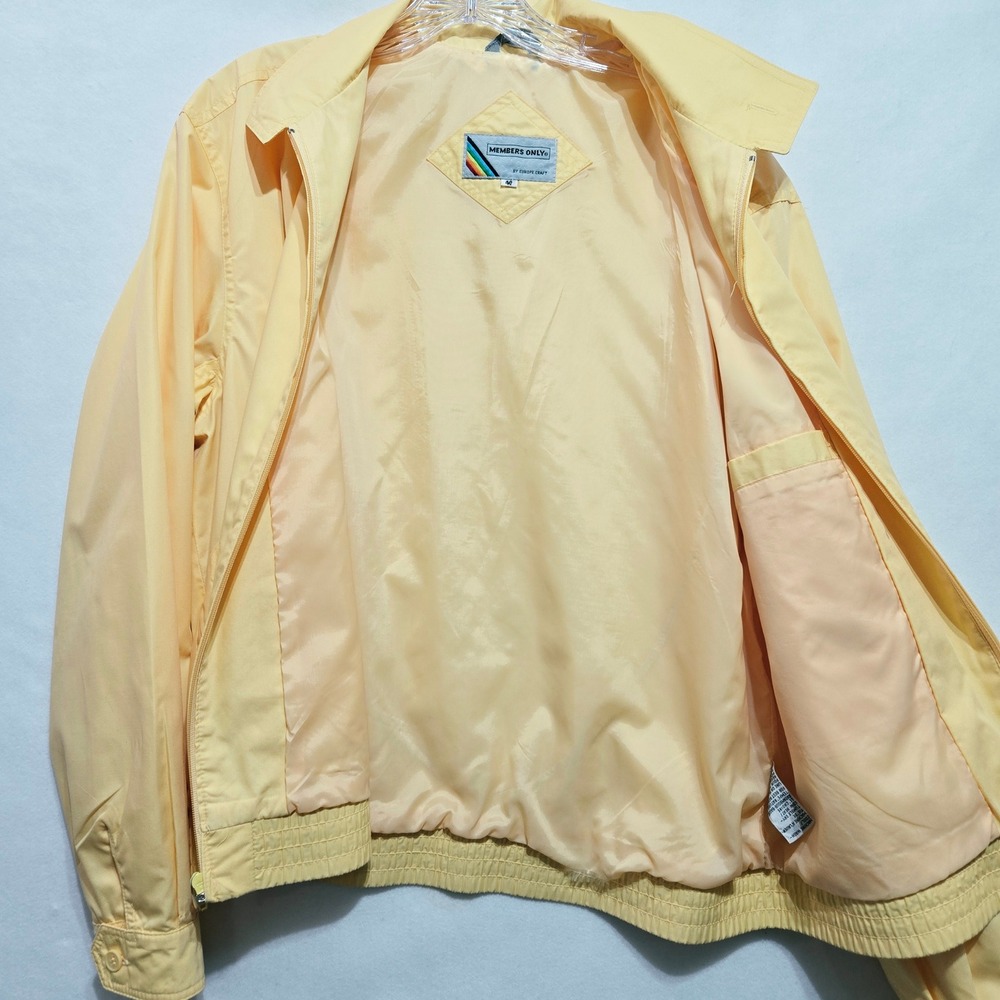 Vintage Members Only Medium Racer Jacket Yellow 80s Windbreaker  #1119 - Picture 10 of 10